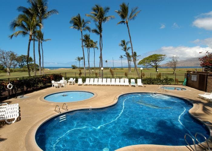 Condo in Kihei · ★4.92 · 1 bedroom · 2 beds · 1 bath - Photo 5