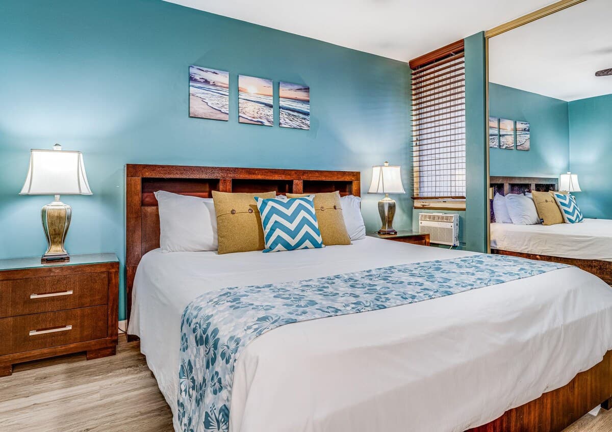 Condo in Kihei · ★4.0 · 1 bedroom · 2 beds · 1 bath - Photo 5