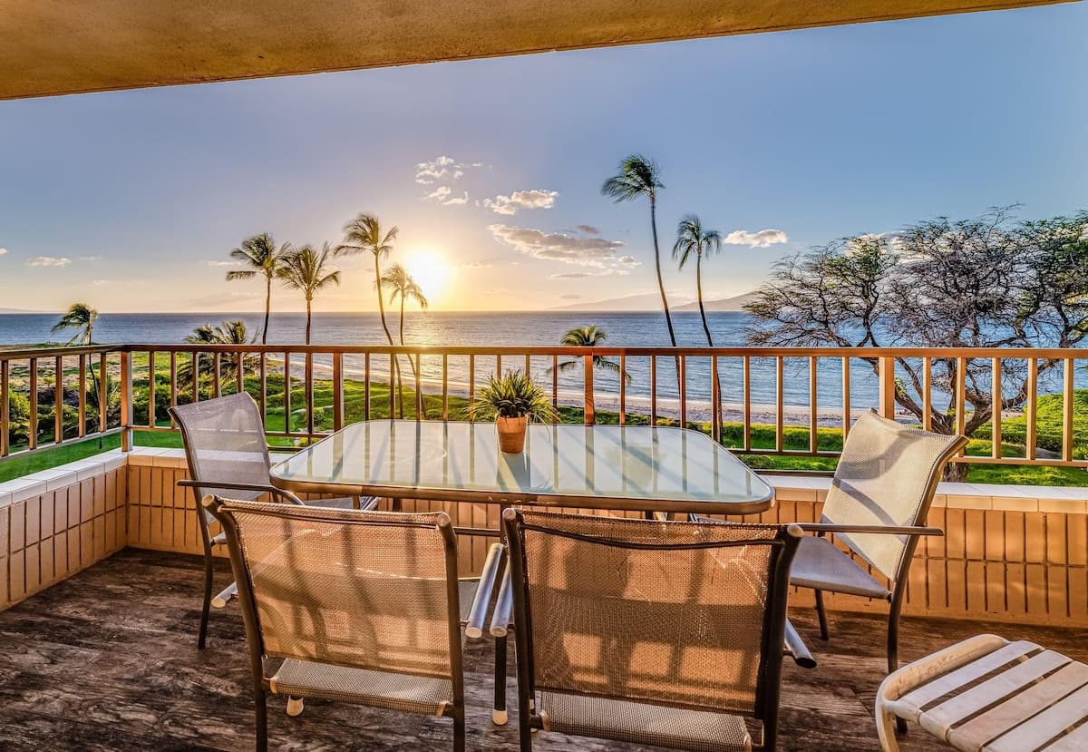 Condo in Kihei · ★4.0 · 1 bedroom · 2 beds · 1 bath - Photo 1