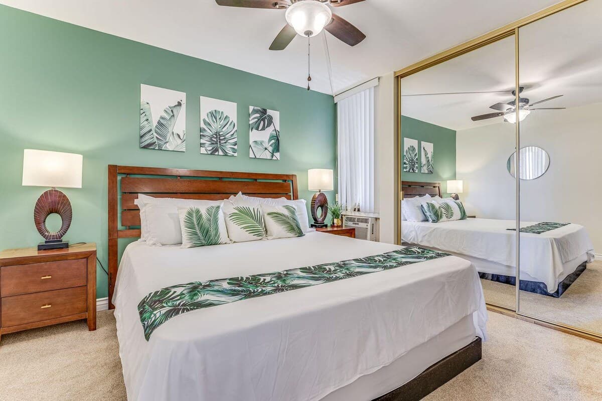 Condo in Kihei · ★4.86 · 1 bedroom · 2 beds · 1 bath - Photo 4
