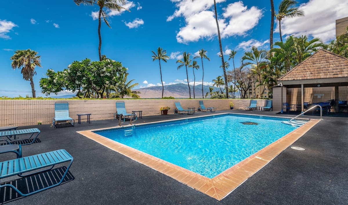 Condo in Kihei · ★4.86 · 1 bedroom · 2 beds · 1 bath - Photo 5