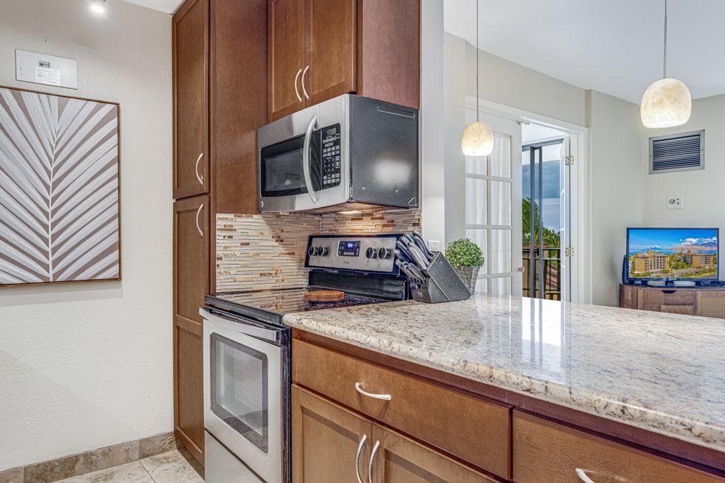 Condo in Kihei · ★5.0 · 2 bedrooms · 3 beds · 2 baths - Photo 3