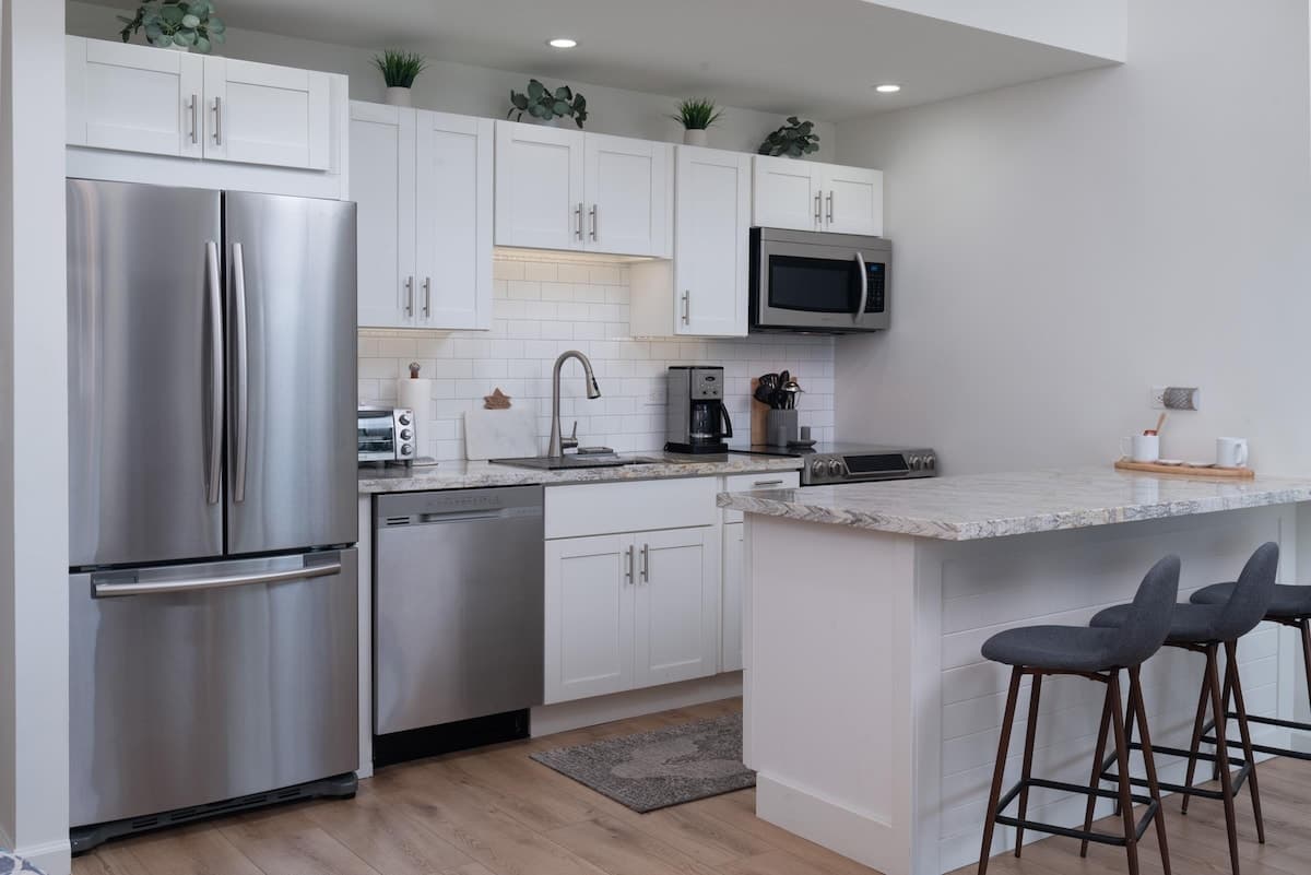 Condo in Kihei · ★4.82 · 3 bedrooms · 5 beds · 2 shared baths - Photo 2