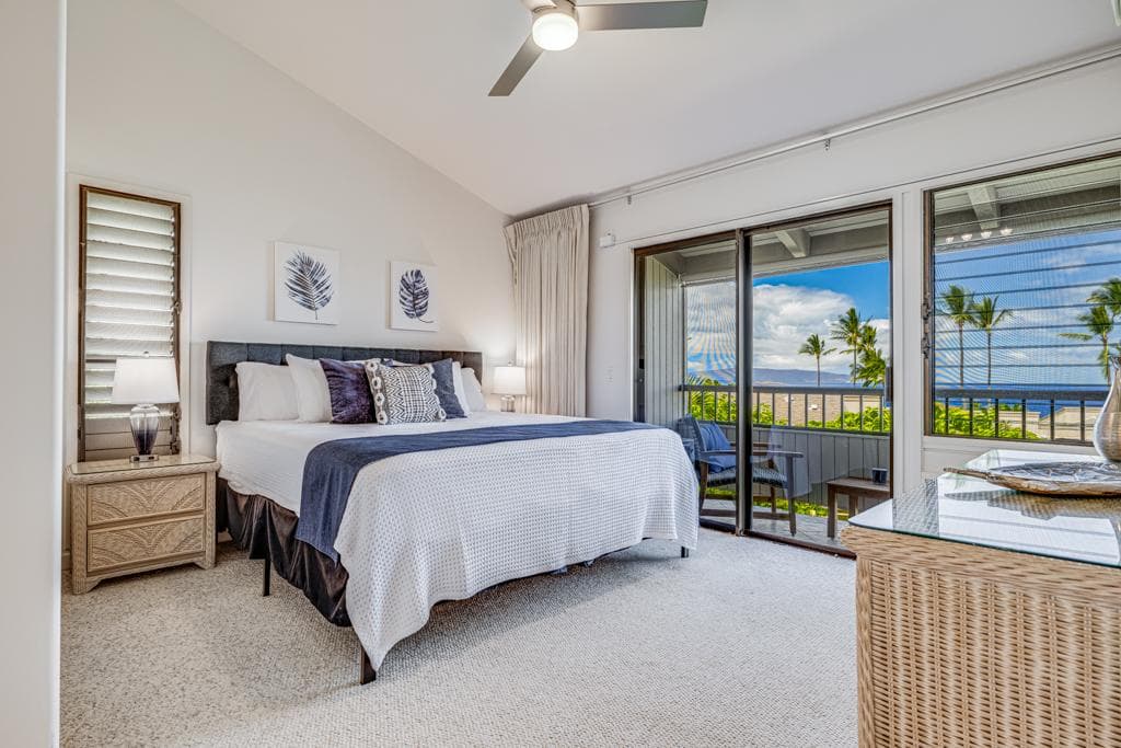 Condo in Kihei · ★4.82 · 2 bedrooms · 3 beds · 2 baths - Photo 4