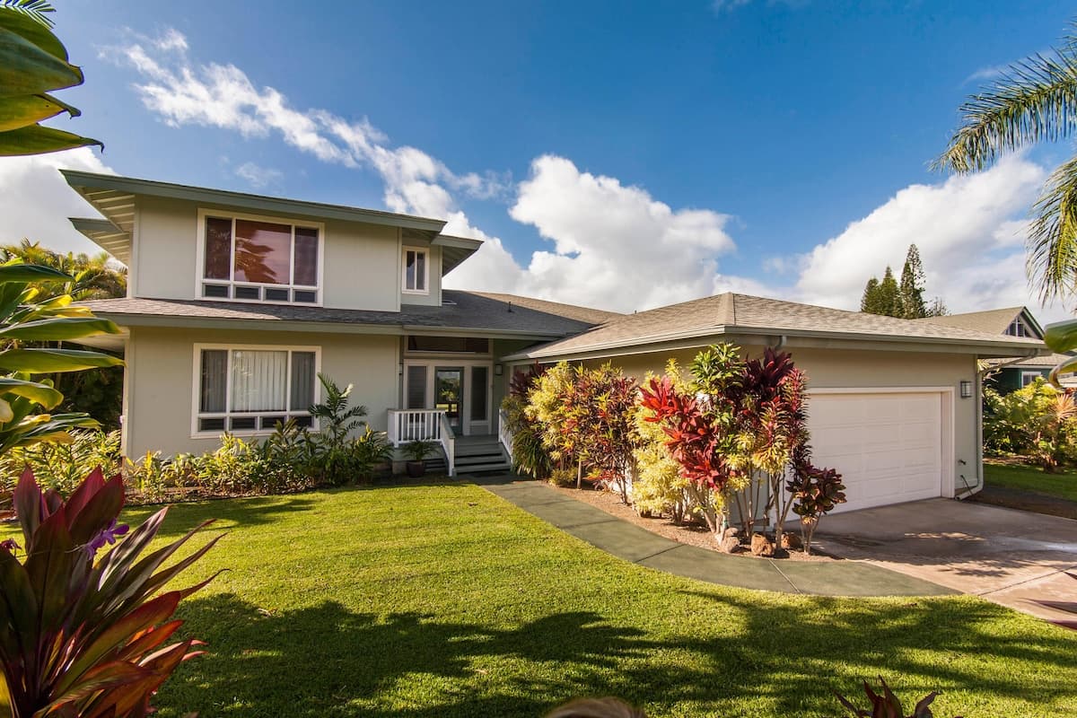 Home in Princeville · ★4.8 · 4 bedrooms · 5 beds · 3 private baths - Photo 3