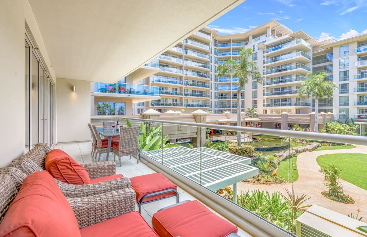 Condo in Lahaina · ★4.67 · 4 bedrooms · 6 beds · 4 baths - Photo 3