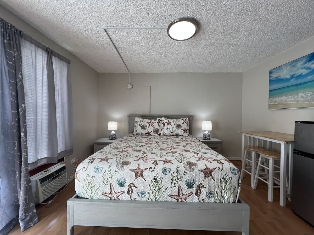 Condo in Honolulu · ★4.63 · 1 bedroom · 1 bed · 1 private bath - Photo 3