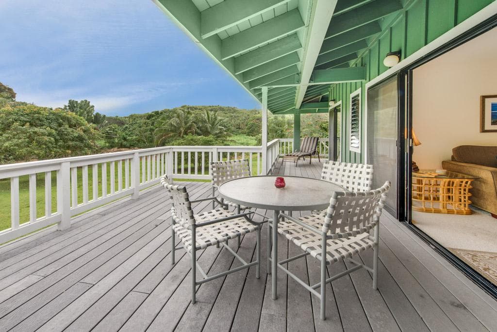 Home in Kilauea · ★4.5 · 3 bedrooms · 4 beds · 3 private baths - Photo 2