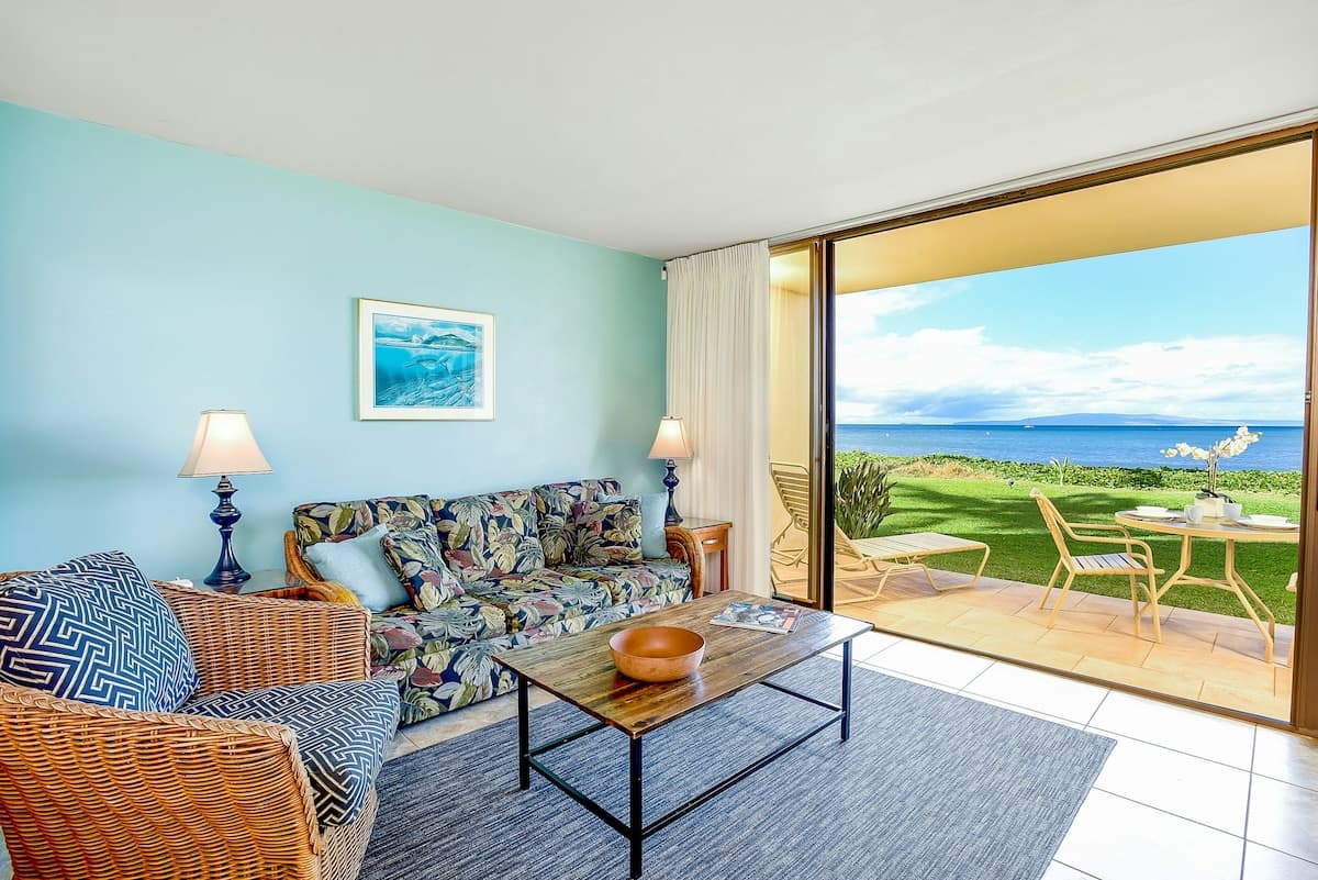 Condo in Kihei · ★5.0 · 1 bedroom · 2 beds · 1 shared bath - Photo 2