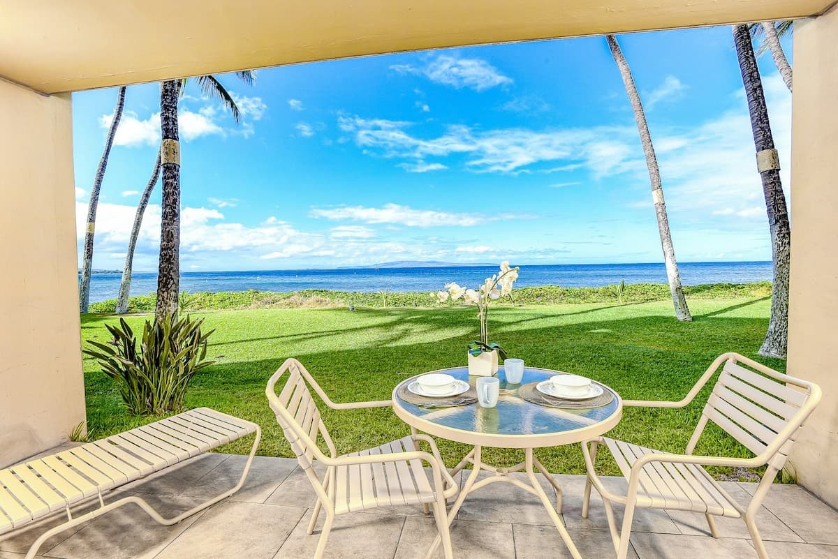 Condo in Kihei · ★5.0 · 1 bedroom · 2 beds · 1 shared bath - Photo 1