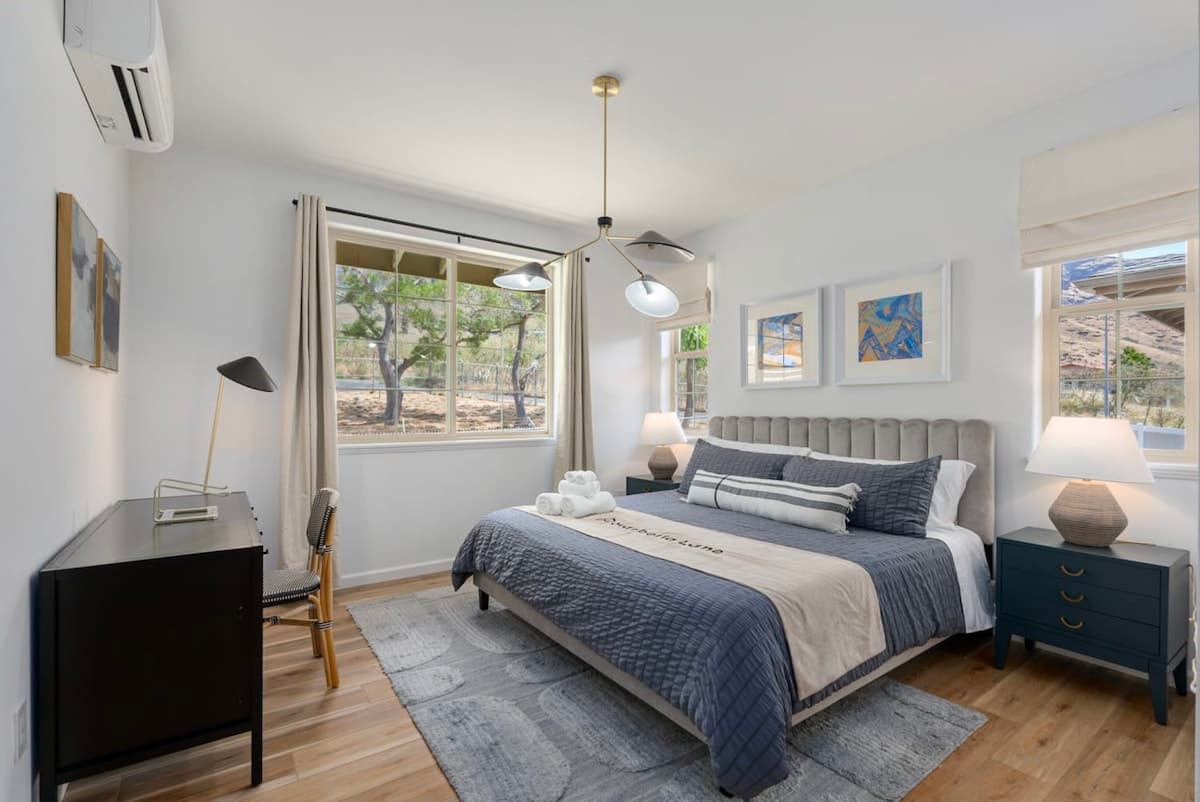 Home in Waianae · ★4.85 · 3 bedrooms · 4 beds · 2.5 private baths - Photo 2