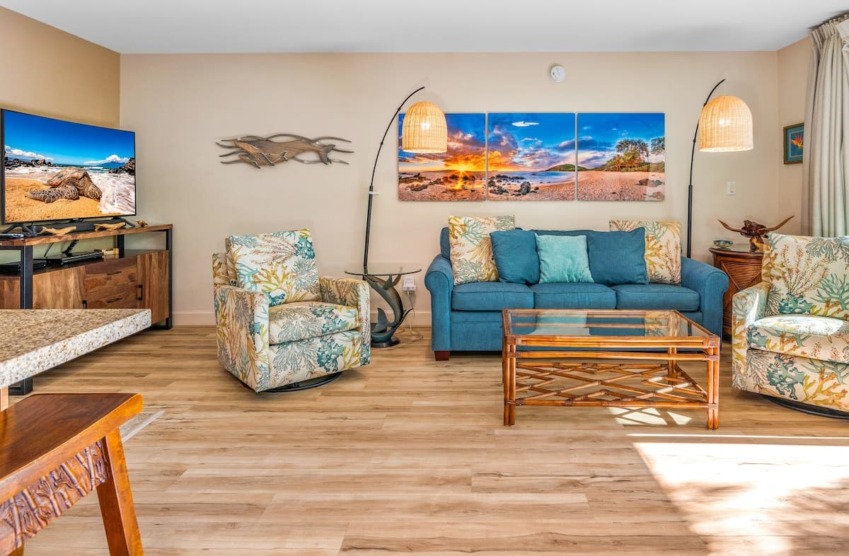 Condo in Kihei · ★5.0 · 2 bedrooms · 3 beds · 2 baths - Photo 3