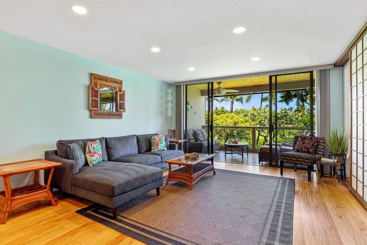 Plan Your Hawaii Vacay at Grace's Oasis - Photo 1