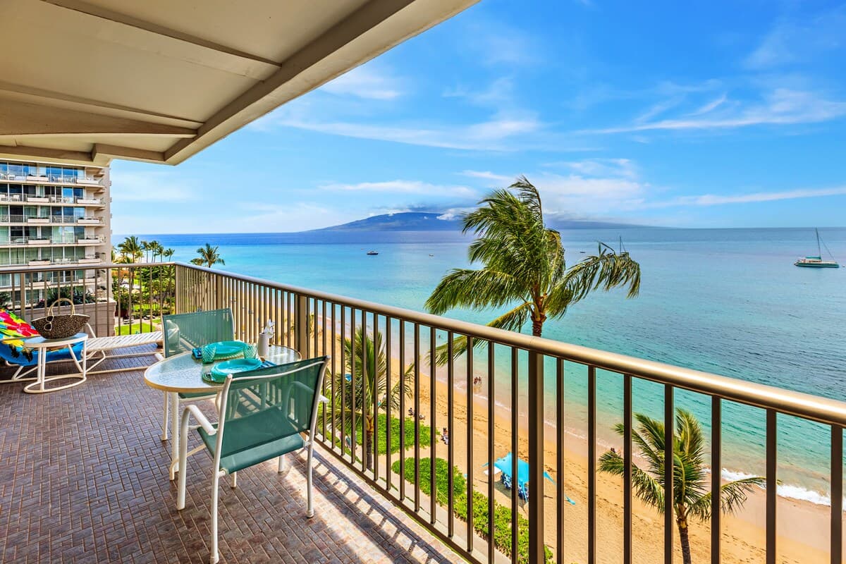 Condo in Lahaina · ★4.67 · 1 bedroom · 1 bed · 2 baths - Photo 2