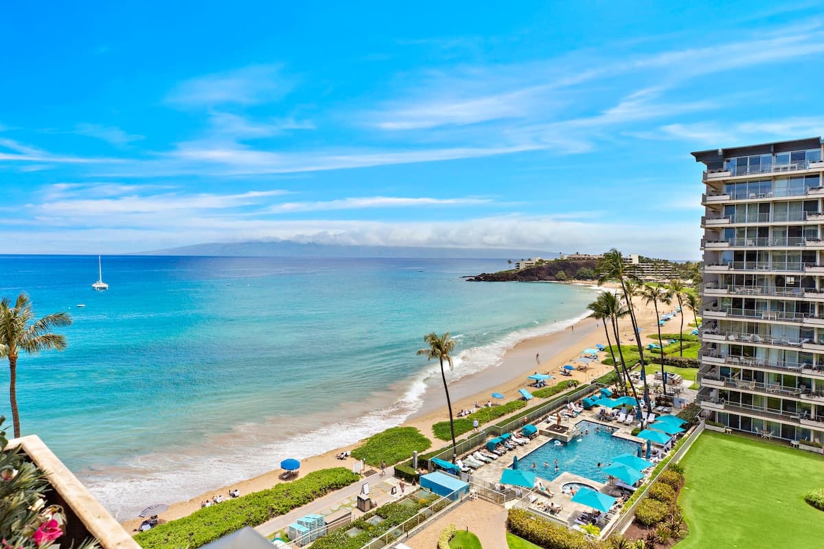 Condo in Lahaina · ★5.0 · 1 bedroom · 1 bed · 1 bath - Photo 1