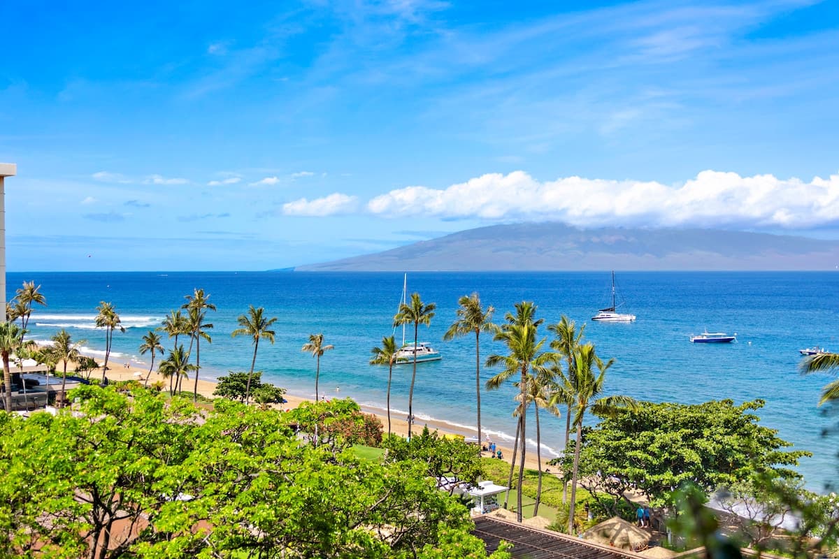 Condo in Lahaina · ★5.0 · Studio · 1 bath - Photo 2