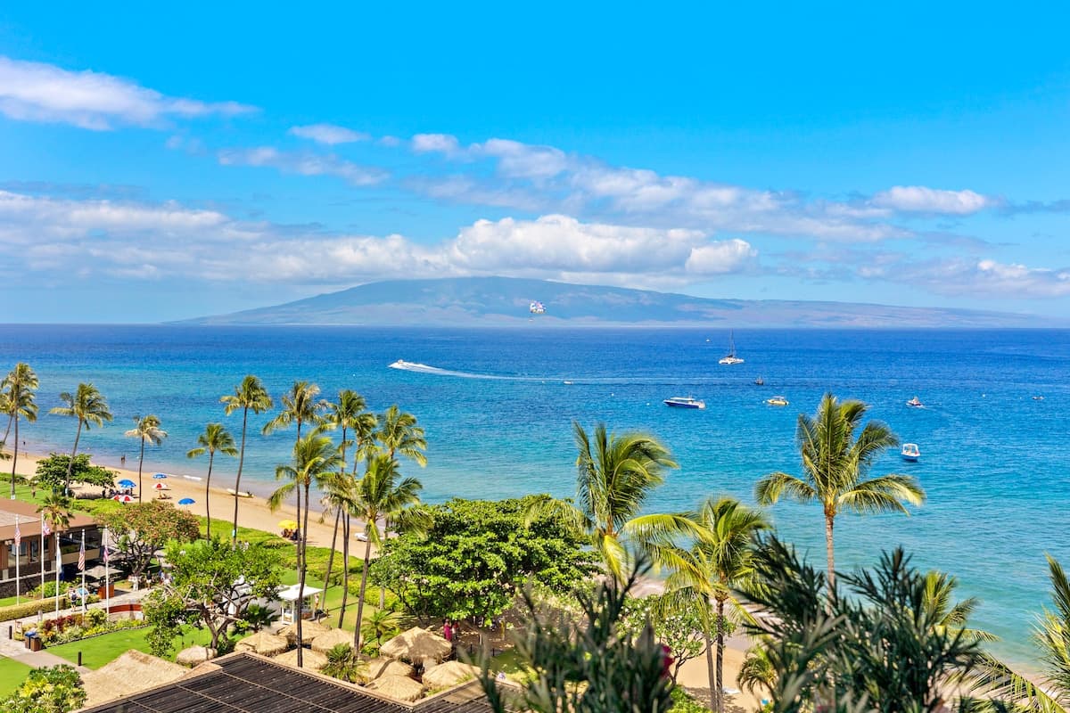 Condo in Lahaina · ★4.83 · Studio · 1 bed · 1 bath - Photo 4