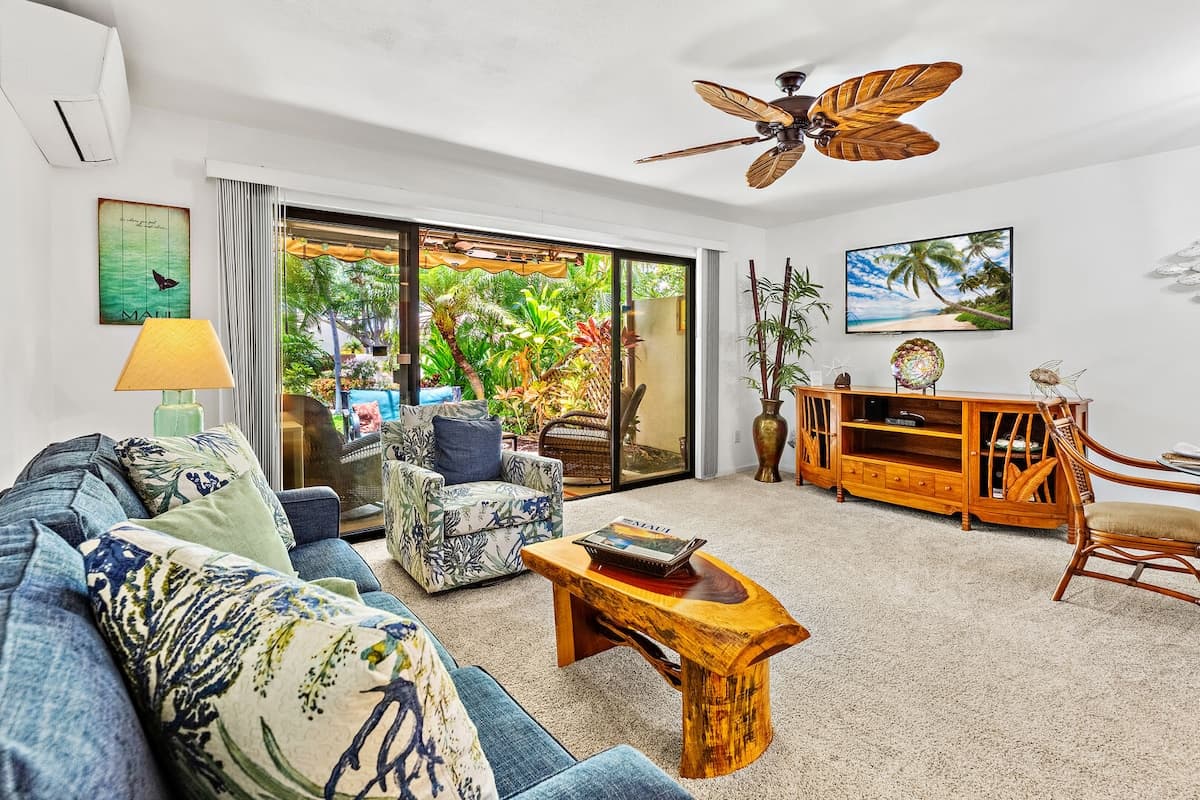 Condo in Kihei · ★4.67 · 1 bedroom · 2 beds · 2 private baths - Photo 5