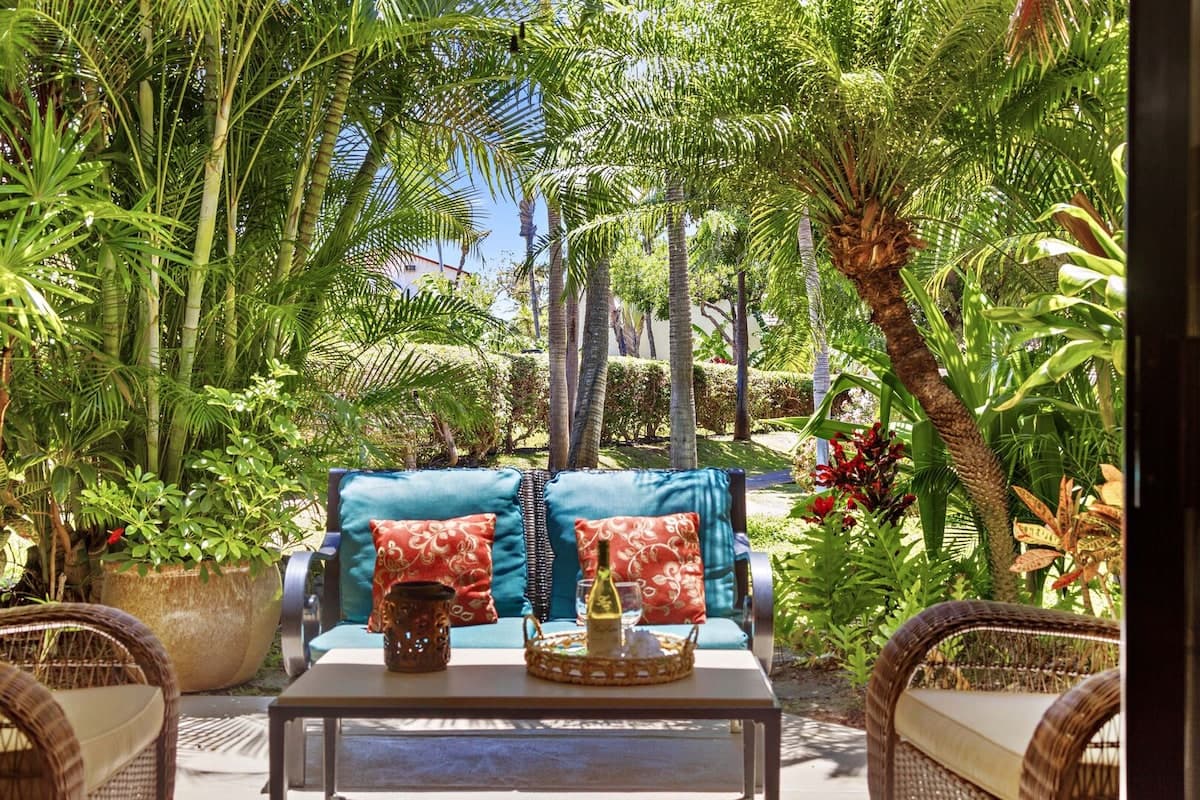Condo in Kihei · ★4.67 · 1 bedroom · 2 beds · 2 private baths - Photo 3