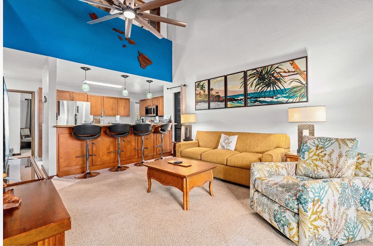 Condo in Kihei · ★4.67 · 2 bedrooms · 3 beds · 2 baths - Photo 2