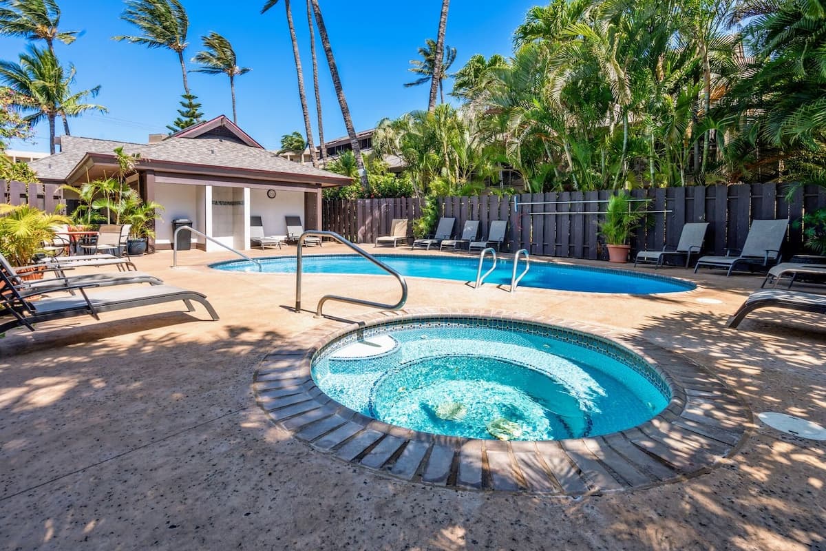 Condo in Kihei · ★4.67 · 2 bedrooms · 3 beds · 2 baths - Photo 1