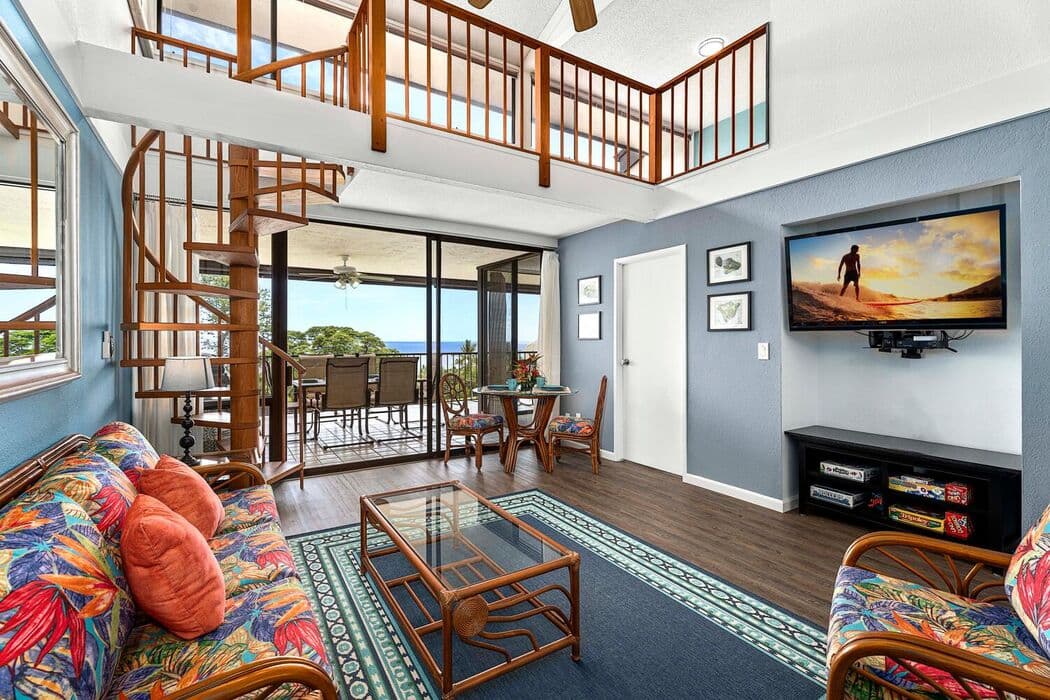 Condo in Kailua-Kona · ★5.0 · 2 bedrooms · 4 beds · 2.5 baths - Photo 3