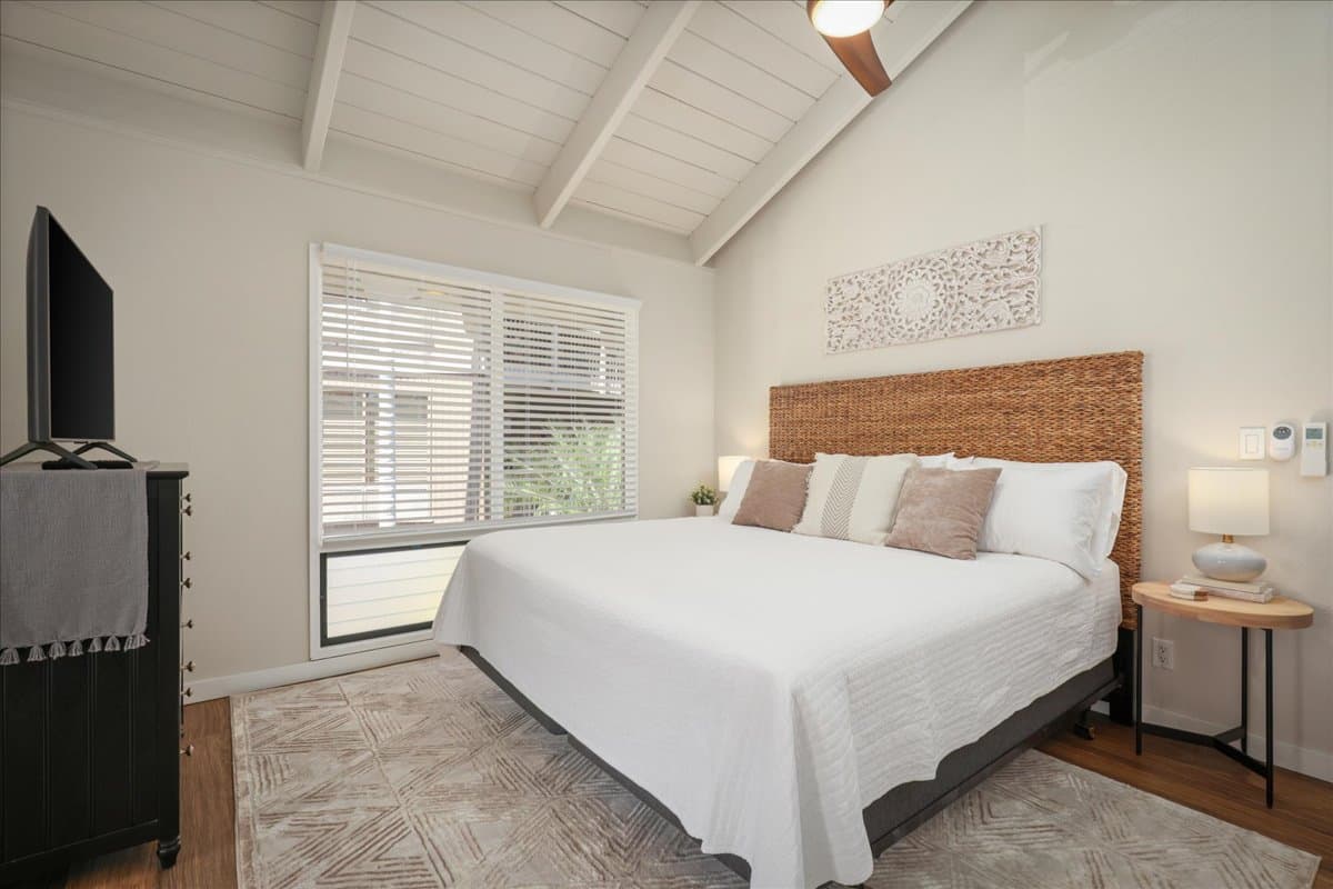 Condo in Kailua-Kona · ★4.86 · 3 bedrooms · 3 beds · 2 baths - Photo 2