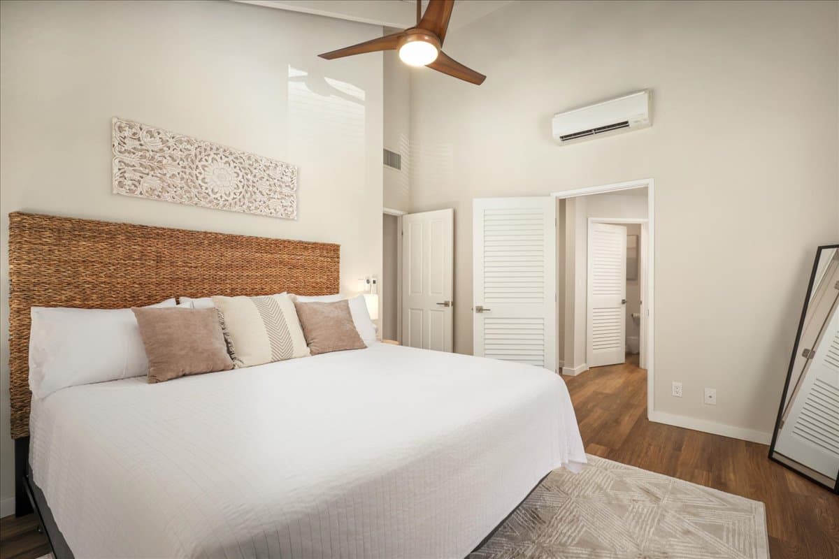 Condo in Kailua-Kona · ★4.86 · 3 bedrooms · 3 beds · 2 baths - Photo 3