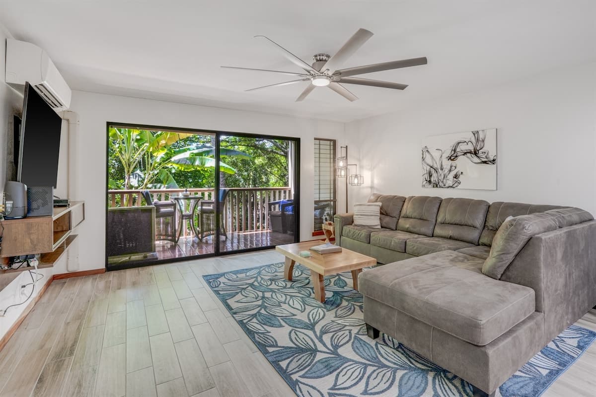 Condo in Koloa · ★4.94 · 1 bedroom · 2 beds · 1 shared bath - Photo 4