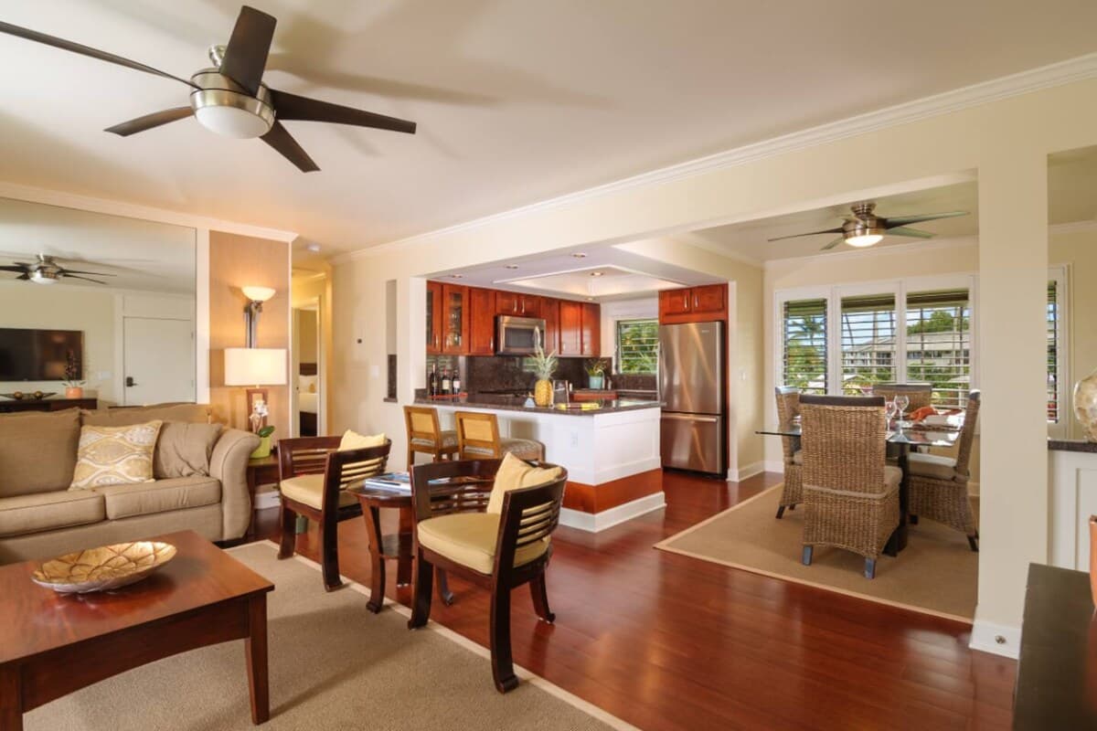 Condo in Princeville · ★4.89 · 2 bedrooms · 2 beds · 2 private baths - Photo 2