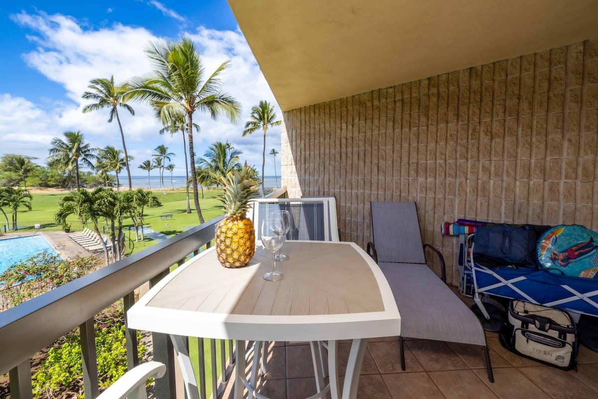 Condo in Kihei · ★4.91 · 2 bedrooms · 3 beds · 2 baths - Photo 4