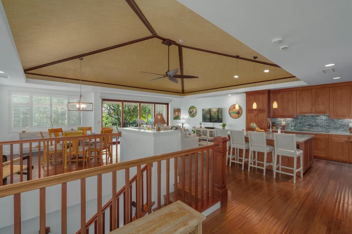 Home in Waimea · ★5.0 · 4 bedrooms · 6 beds · 3.5 private baths - Photo 3