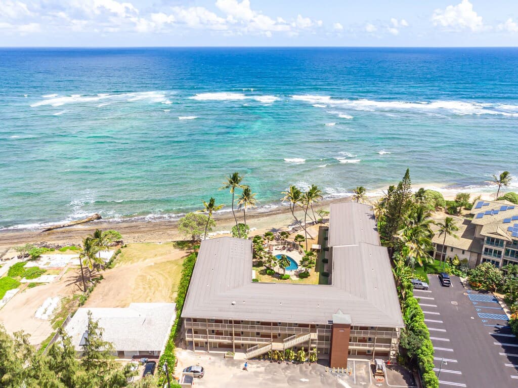 Condo in Kapaa · ★4.53 · 2 bedrooms · 2 beds · 1 shared bath - Photo 5