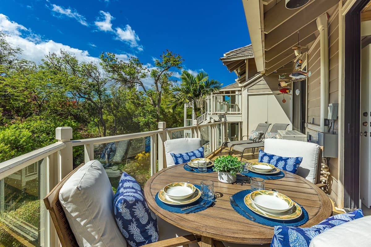 Condo in Wailea · ★4.9 · 2 bedrooms · 4 beds · 2 shared baths - Photo 5