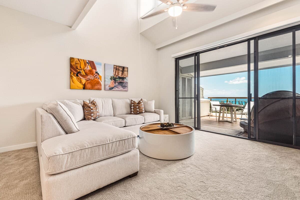 Condo in Lahaina · ★4.58 · 1 bedroom · 2 beds · 1.5 private baths - Photo 5