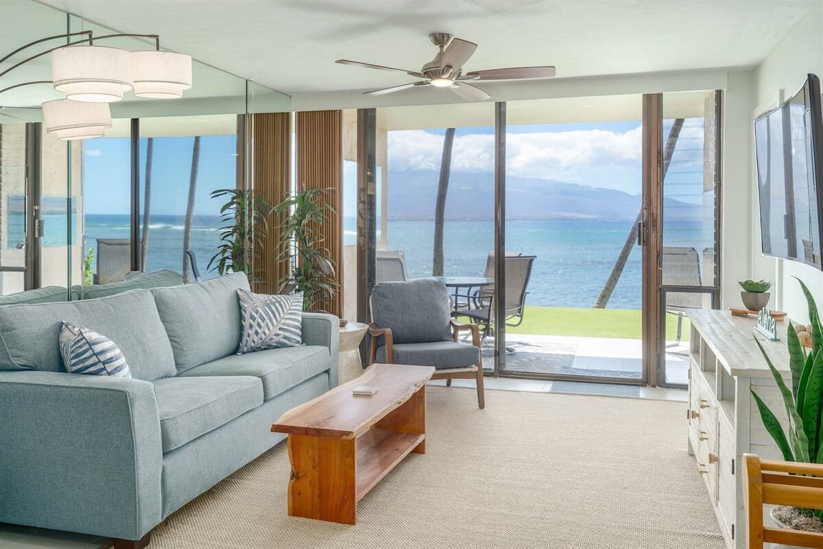 Condo in Wailuku · ★4.87 · 2 bedrooms · 4 beds · 2 baths - Photo 5