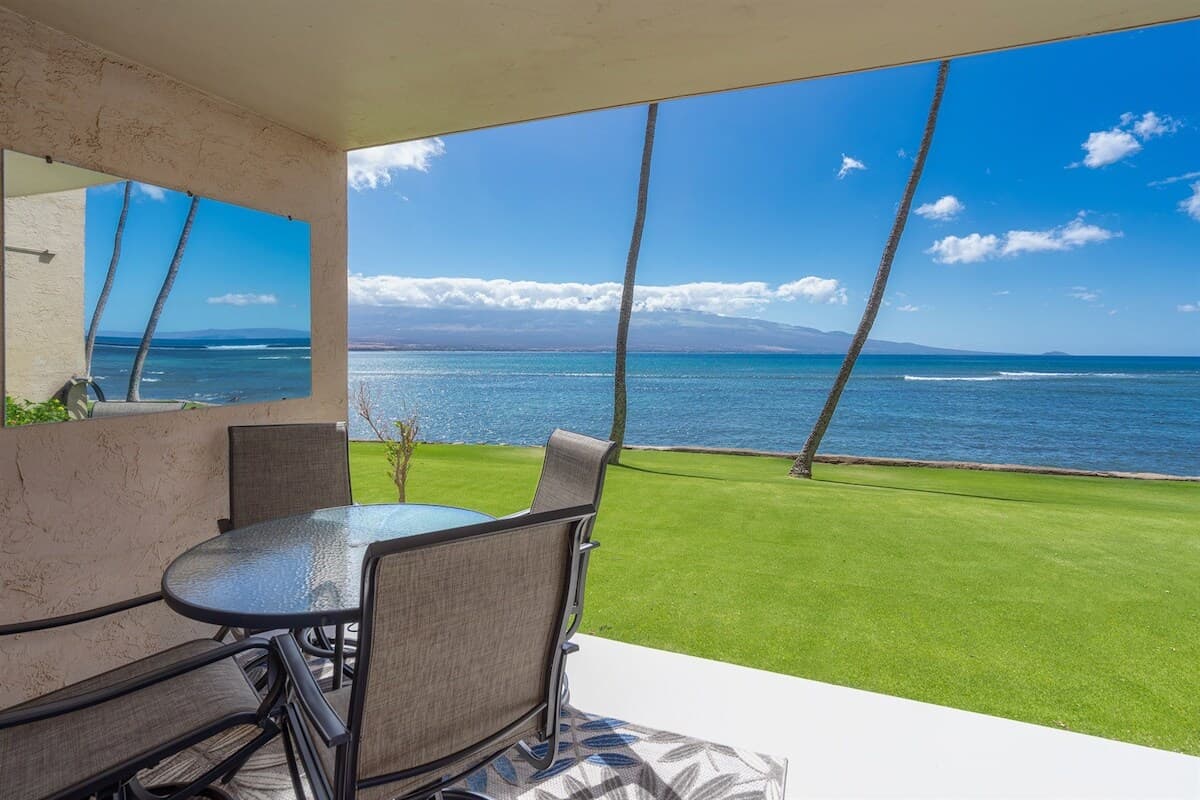 Condo in Wailuku · ★4.87 · 2 bedrooms · 4 beds · 2 baths - Photo 2