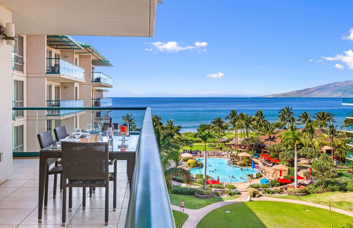 Condo in Kaanapali · ★5.0 · 2 bedrooms · 3 beds · 2 baths - Photo 1