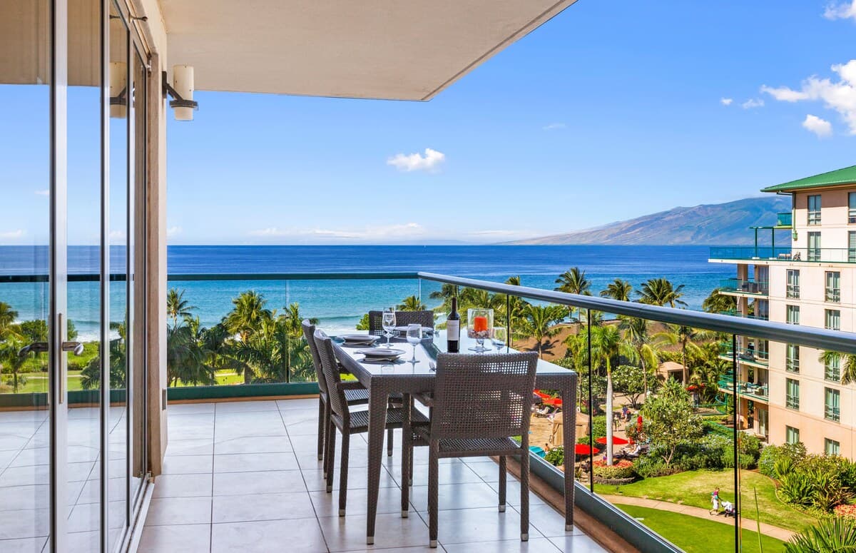 Condo in Kaanapali · ★5.0 · 2 bedrooms · 3 beds · 2 baths - Photo 3