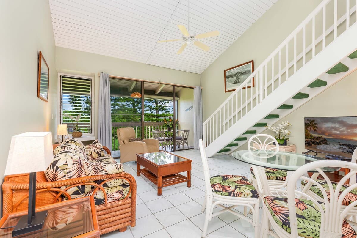 Condo in Kahuku · ★4.68 · 1 bedroom · 3 beds · 2 shared baths - Photo 3
