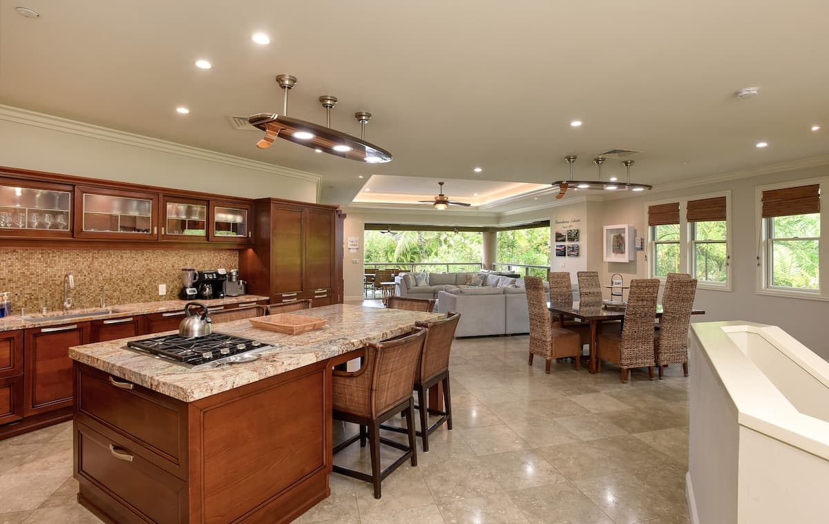 Townhouse in Kihei · ★4.82 · 4 bedrooms · 4 beds · 3.5 baths - Photo 2