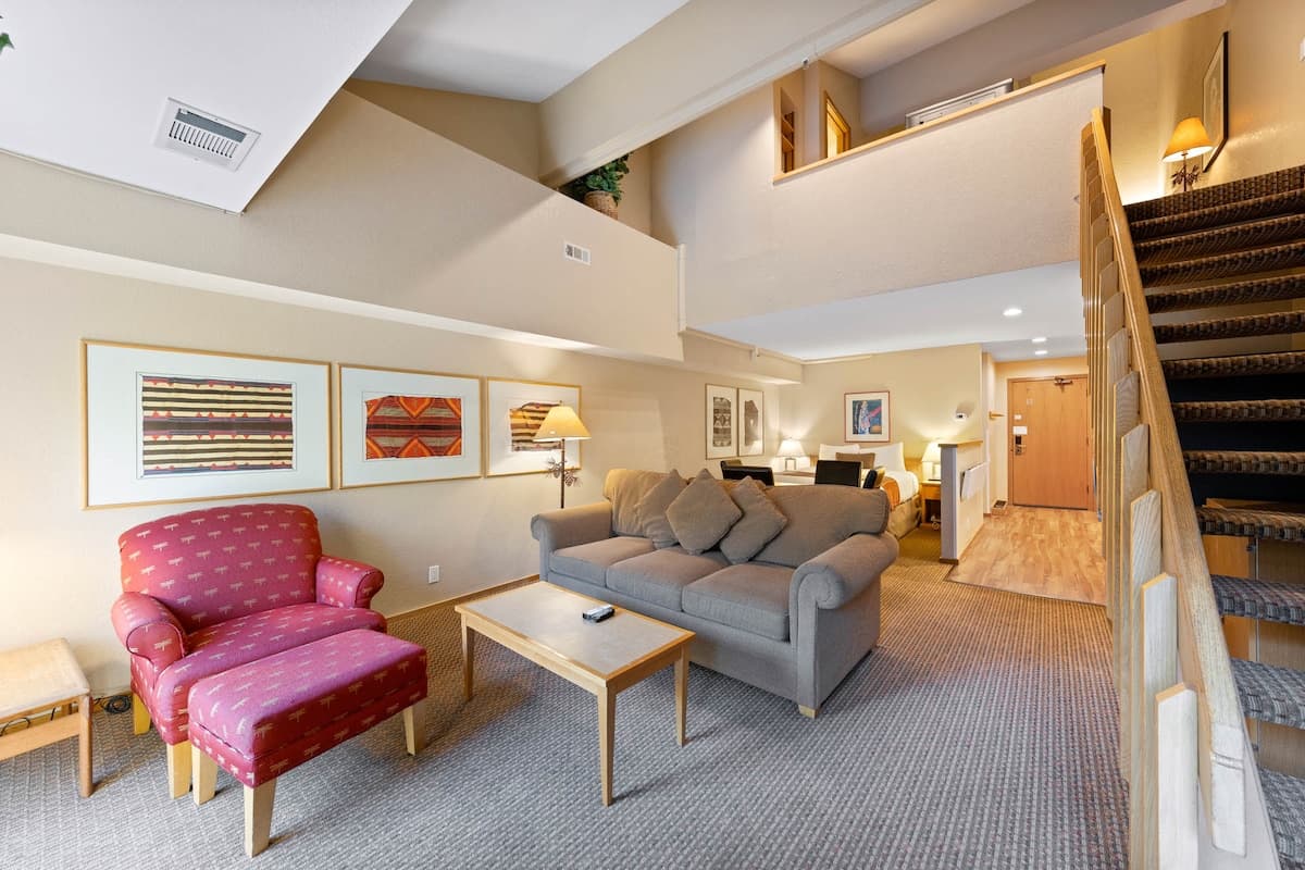 Ski-in/Ski-out Loft w/ Pool, Hot Tub & Sauna - Photo 1