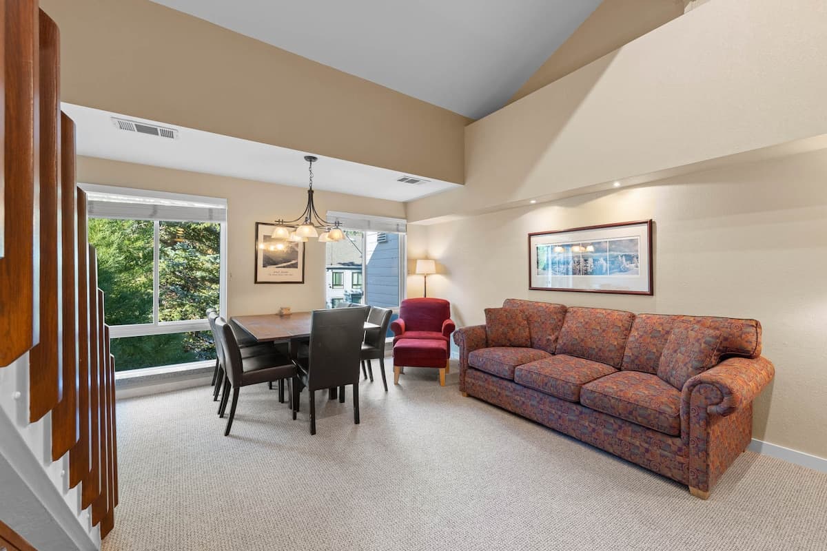 Ski-In/Ski-Out Studio Loft w/ Pool & Hot Tub - Photo 1