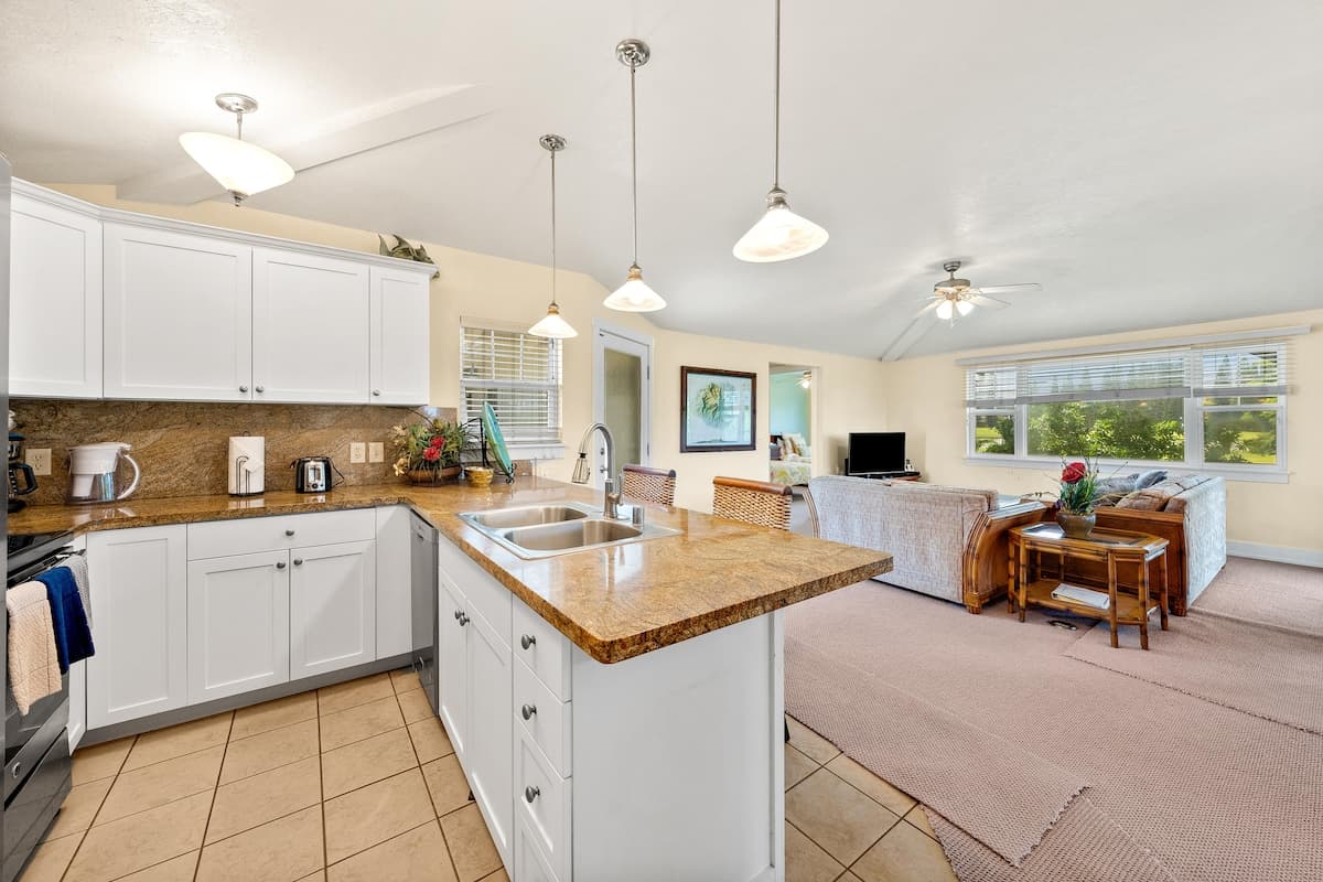 Condo in Princeville · ★5.0 · 3 bedrooms · 4 beds · 3 baths - Photo 5