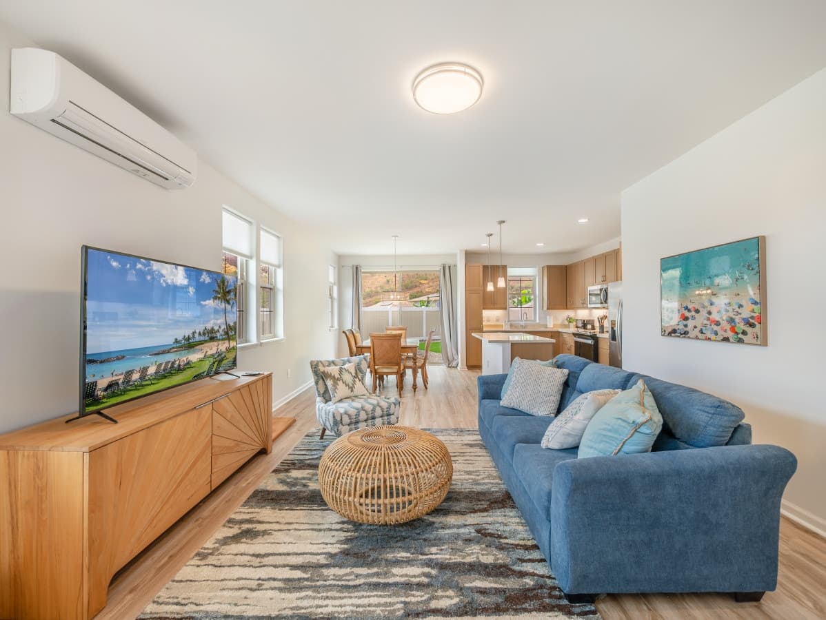 Home in Makaha Valley · ★4.95 · 3 bedrooms · 6 beds · 2 private baths - Photo 4