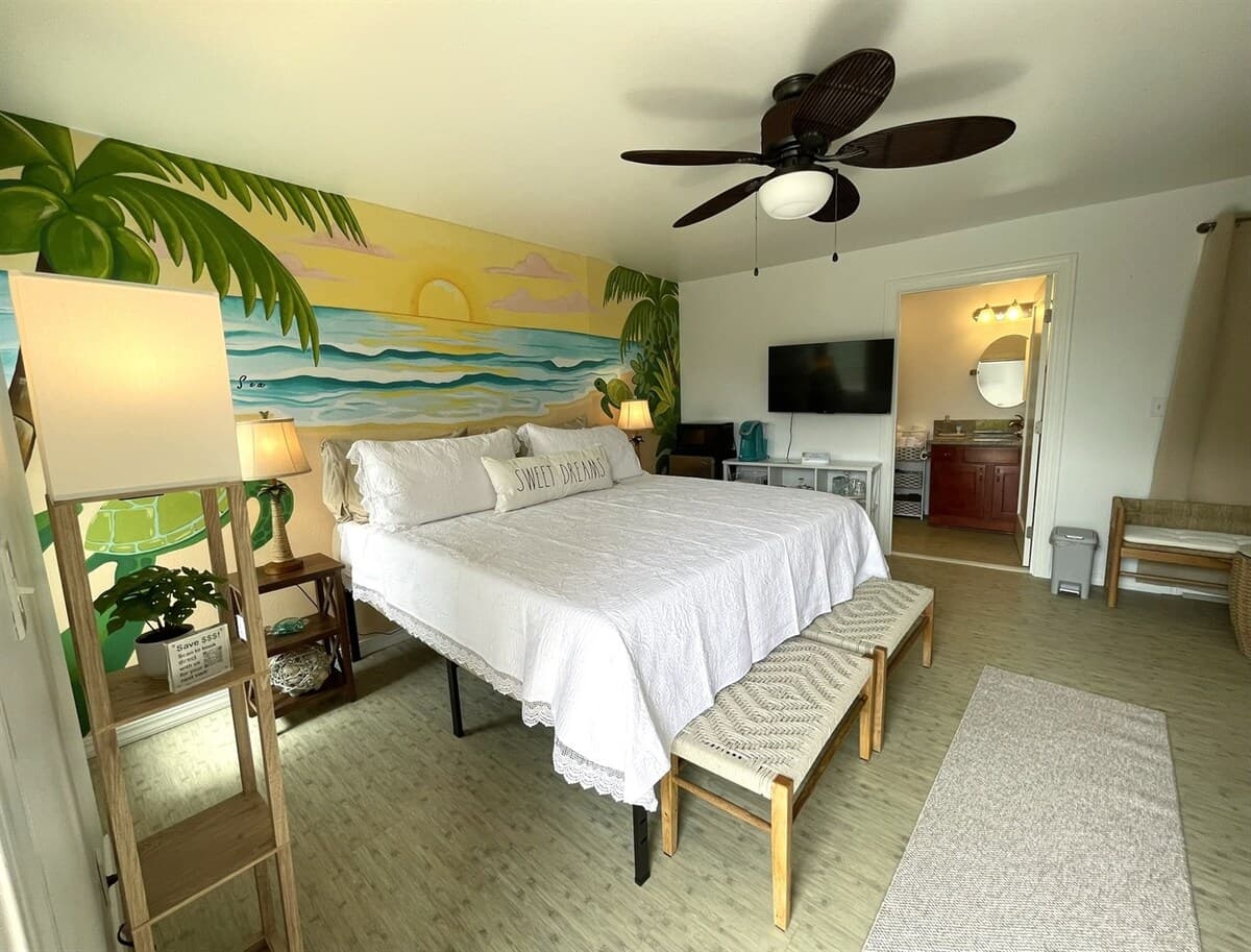 Condo in Kapaa · ★4.77 · Studio · 1 bed · 1 private bath - Photo 3