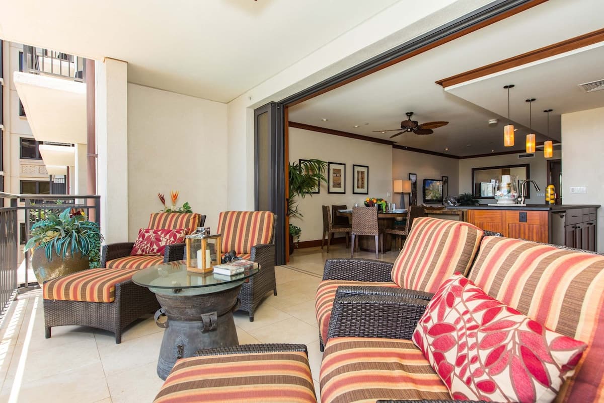 Condo in Kapolei · ★4.74 · 2 bedrooms · 4 beds · 2 private baths - Photo 2