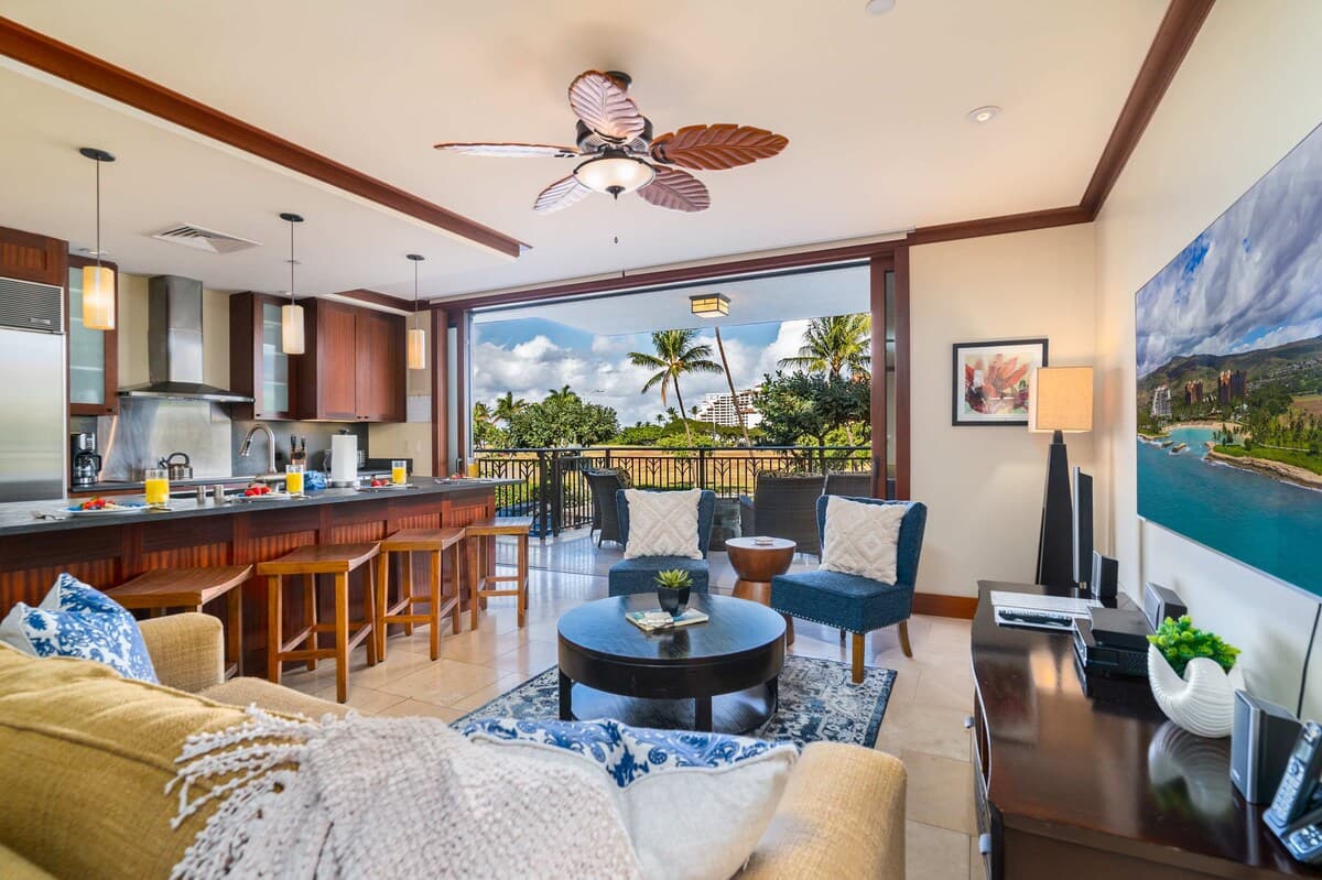 Condo in Kapolei · ★4.56 · 3 bedrooms · 5 beds · 3 private baths - Photo 2