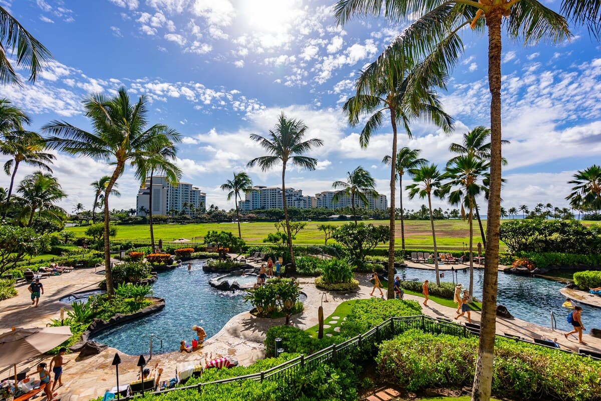 Condo in Kapolei · ★4.6 · 2 bedrooms · 4 beds · 2 private baths - Photo 2