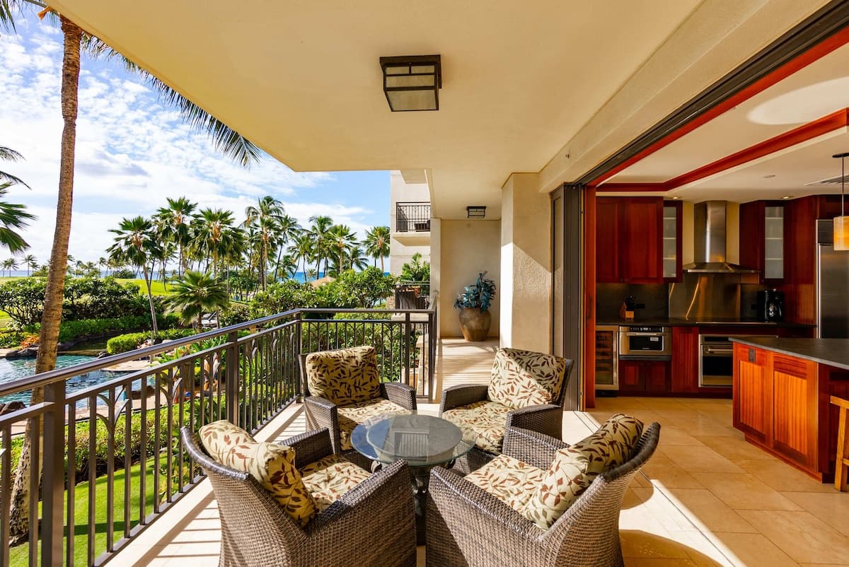 Condo in Kapolei · ★4.6 · 2 bedrooms · 4 beds · 2 private baths - Photo 1